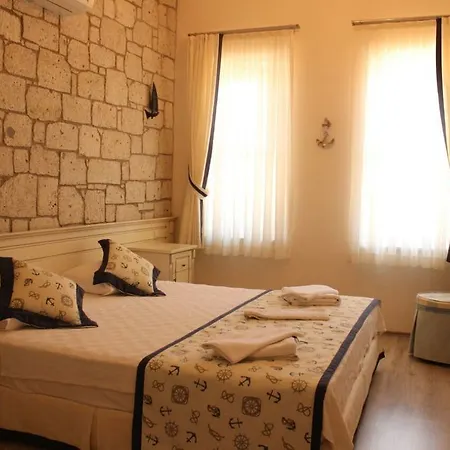 Marina Palace Inn Alaçatı