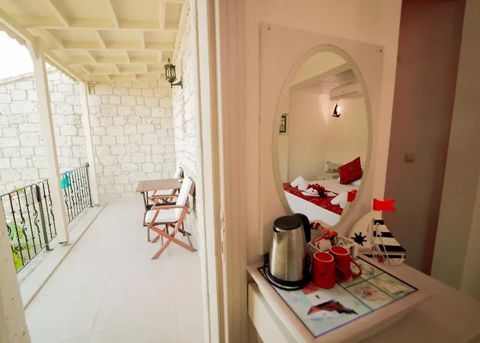 Marina Palace 2* Alacati