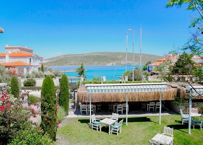 Marina Palace