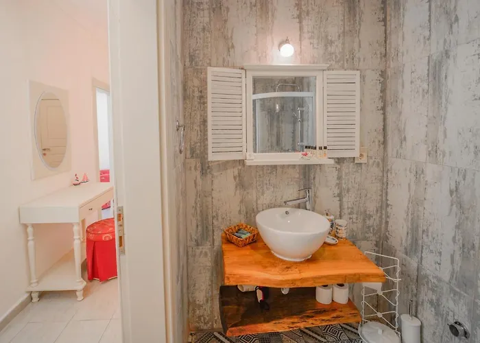 Marina Palace Fogadó Alacati