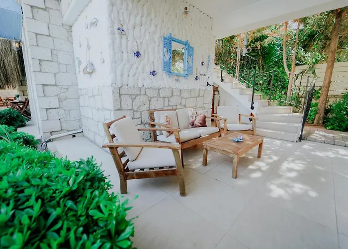 Fogadó Marina Palace 2*