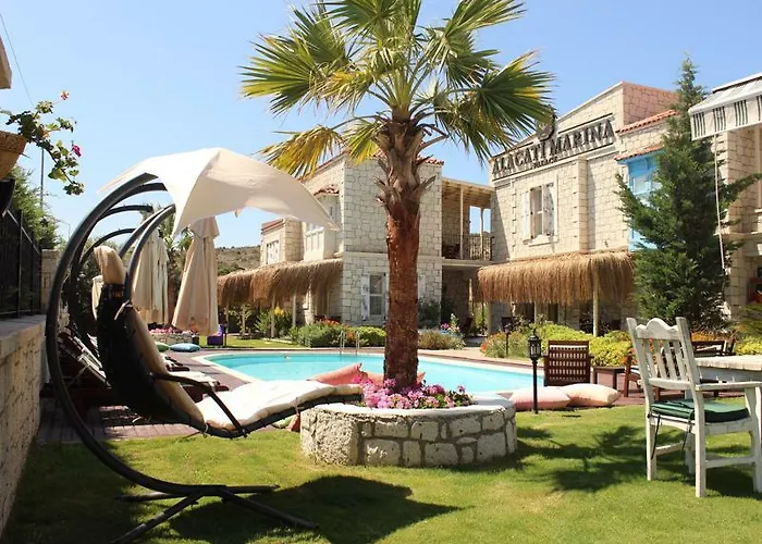 Fogadó Marina Palace 2*