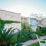 Marina Palace Αλακάτι