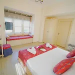 宾馆 阿拉恰特码头皇宮民宿