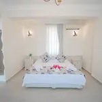Πανδοχείο Marina Palace