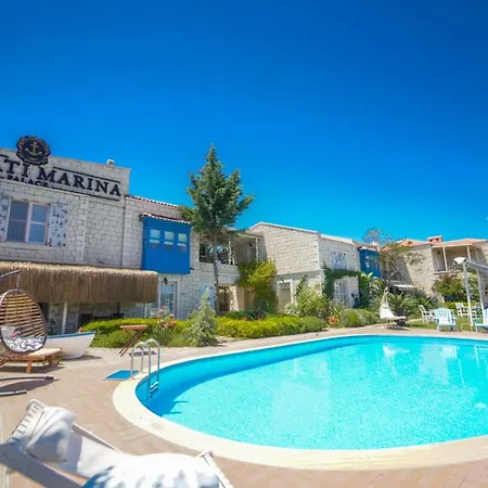 Marina Palace Värdshus Alaçatı