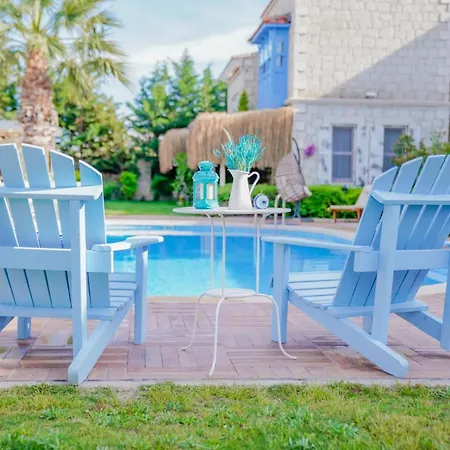 Marina Palace Inn Alaçatı