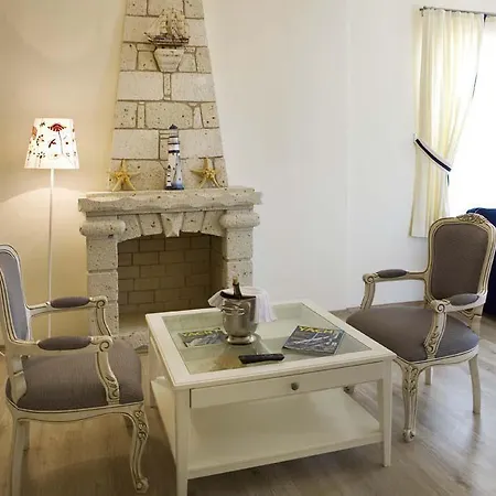 Marina Palace Inn 2*
