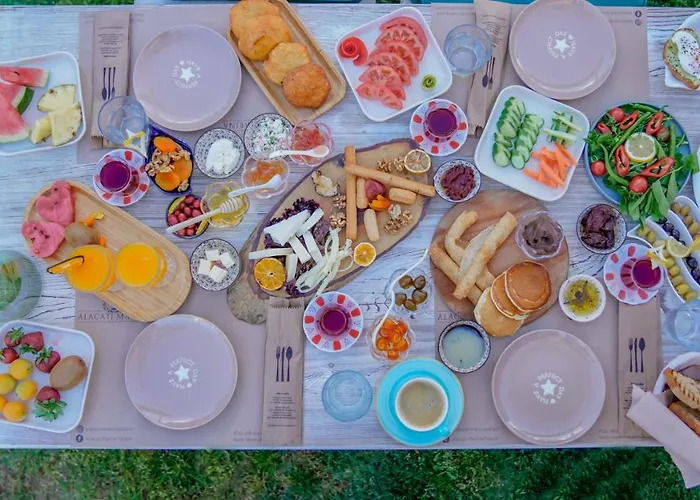 Marina Palace Alaçatı