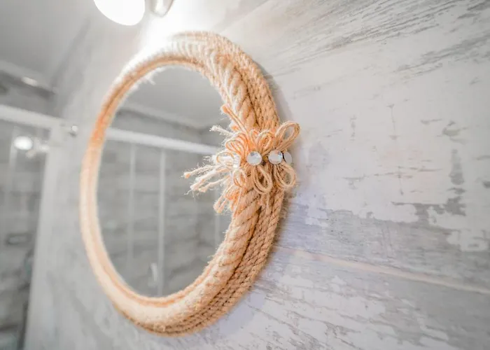 Marina Palace Penzion Alaçatı