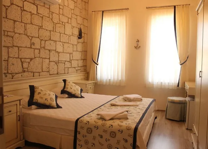 Marina Palace Penzion Alaçatı